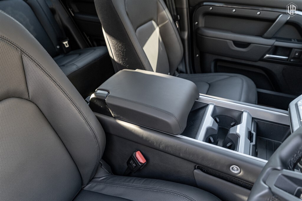 Used Land Rover Defender 110 2025 for sale - 77910100: Photo 43