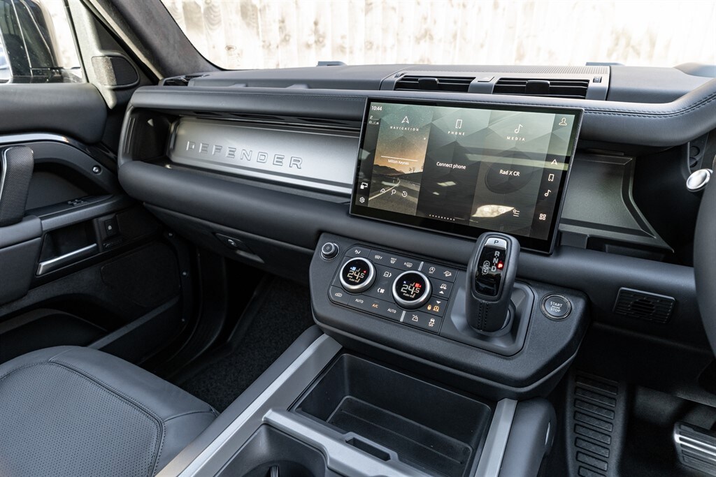 Used Land Rover Defender 110 2025 for sale - 77910100: Photo 49