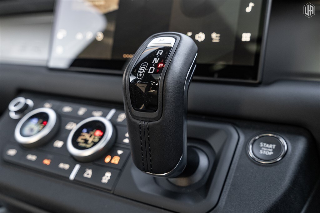 Used Land Rover Defender 110 2025 for sale - 77910100: Photo 54