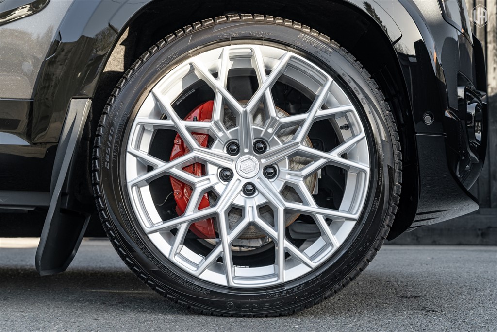 Used Land Rover Defender 110 2025 for sale - 77910100: Photo 6