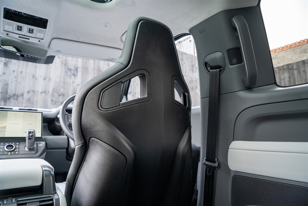 Used Land Rover Defender 90 2026 for sale - 77910109: Photo 39