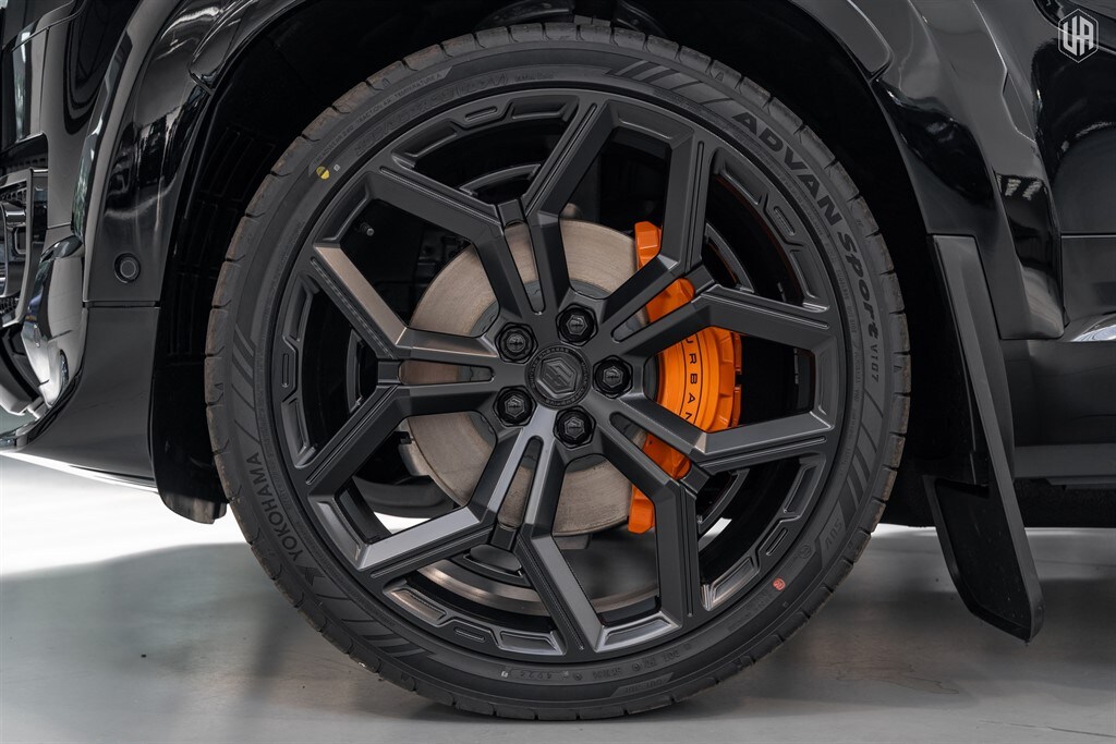 Used Land Rover Defender 90 2025 for sale - 77910101: Photo 6