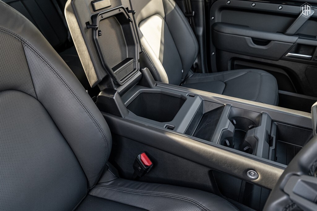 Used Land Rover Defender 110 2026 for sale - 77965533: Photo 41