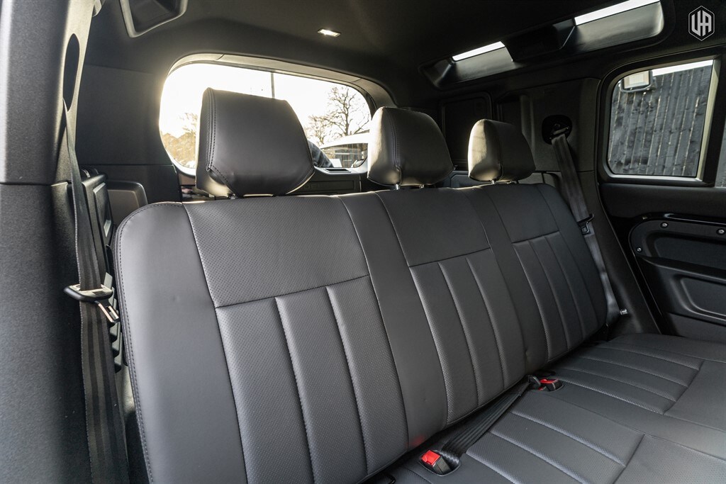 Used Land Rover Defender 110 2026 for sale - 77965533: Photo 60