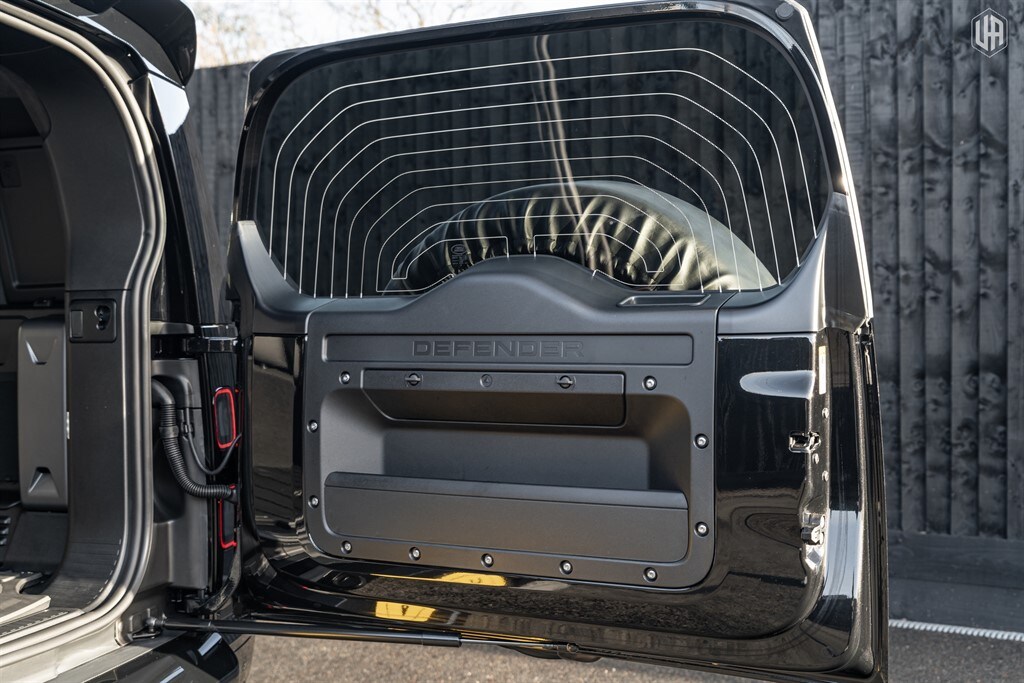 Used Land Rover Defender 110 2026 for sale - 77965533: Photo 67