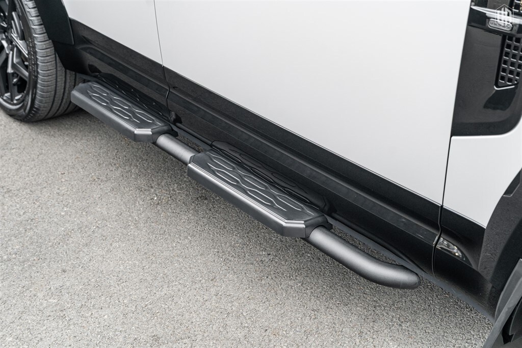 Used Land Rover Defender 110 2026 for sale - 78014906: Photo 18