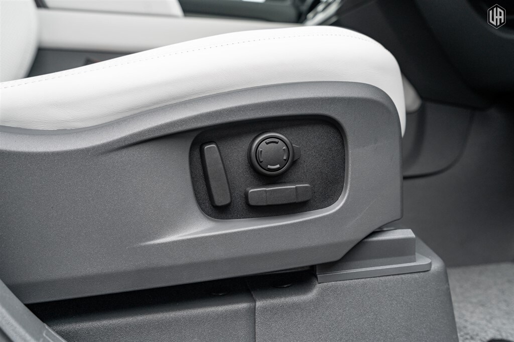 Used Land Rover Defender 110 2026 for sale - 78014906: Photo 38