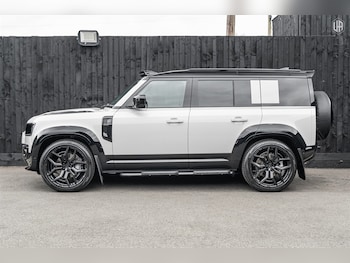 Used Land Rover Defender 110 2026 for sale - 78014906: Photo