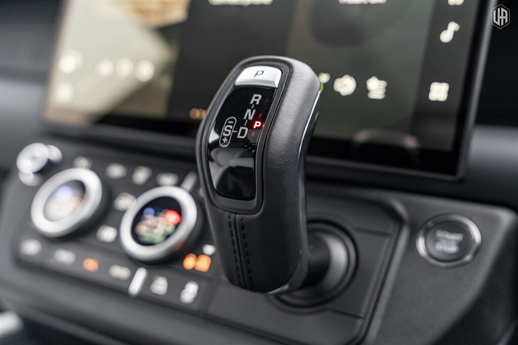 Used Land Rover Defender 110 2026 for sale - 78014906: Photo 51