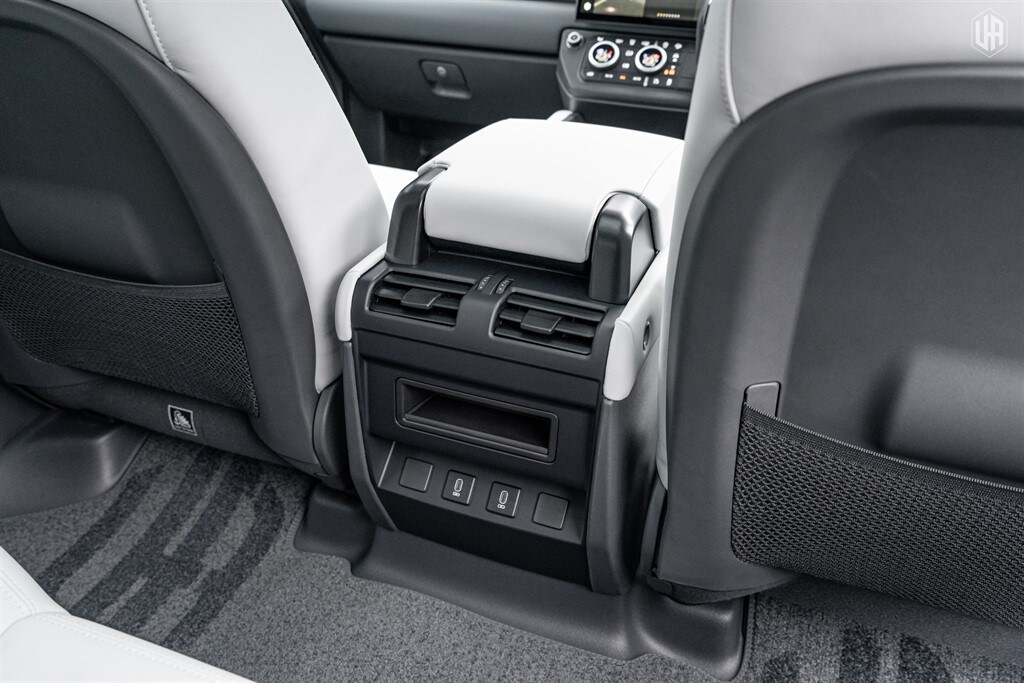 Used Land Rover Defender 110 2026 for sale - 78014906: Photo 62