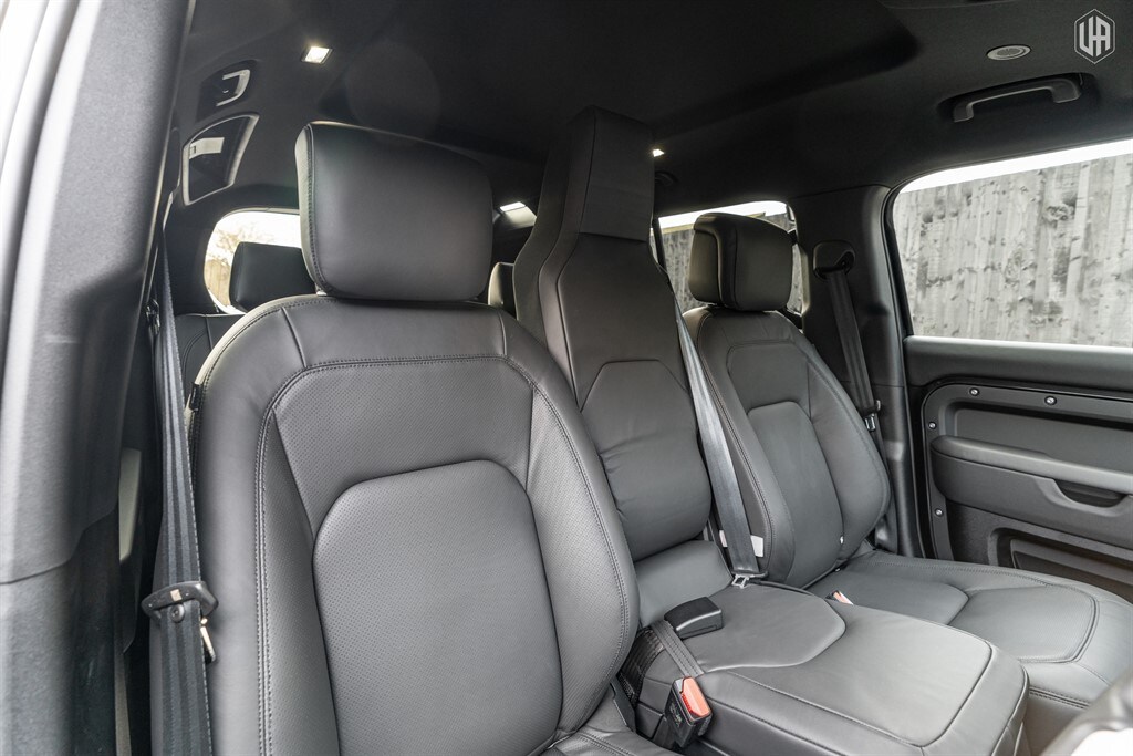Used Land Rover Defender 110 2025 for sale - 77910091: Photo 37