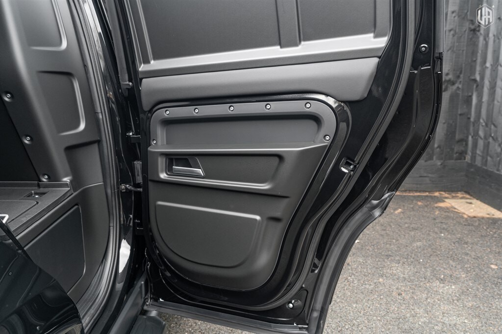 Used Land Rover Defender 110 2026 for sale - 77910079: Photo 55