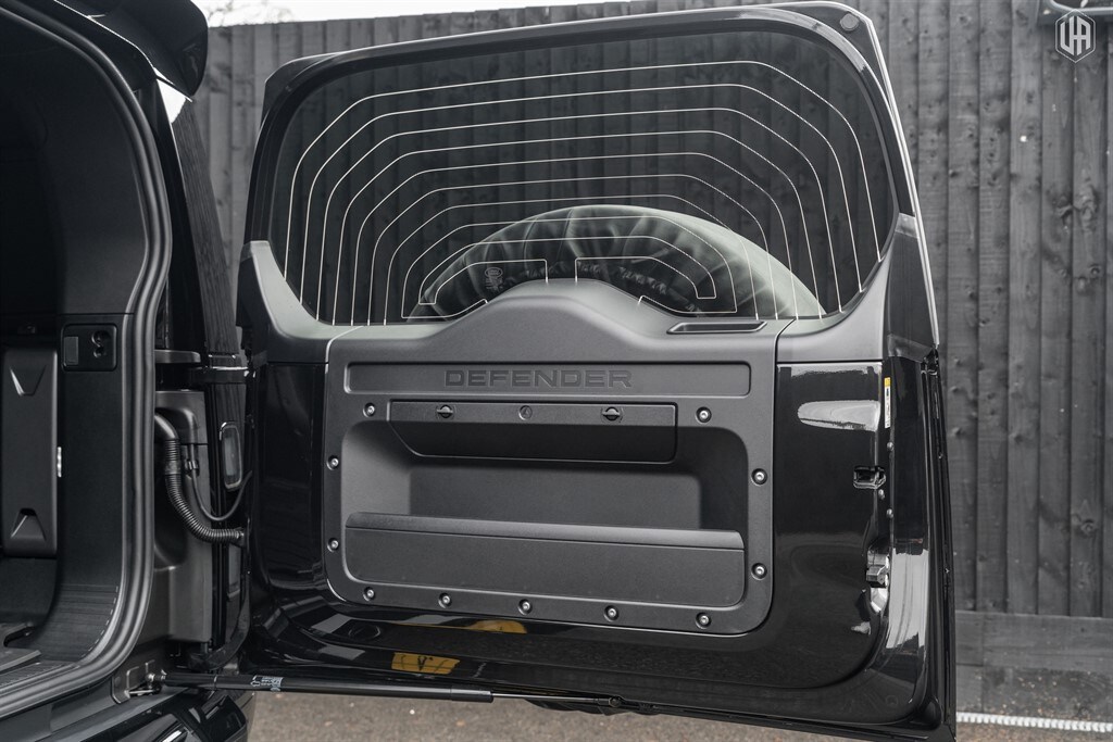 Used Land Rover Defender 110 2026 for sale - 77910079: Photo 61