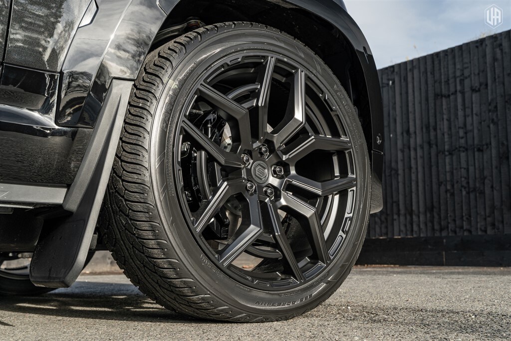 Used Land Rover Defender 110 2026 for sale - 77910085: Photo 18