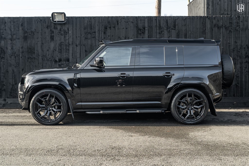 Used Land Rover Defender 110 2026 for sale - 77910085: Photo 3