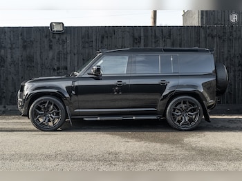 Used Land Rover Defender 110 2026 for sale - 77910085: Photo