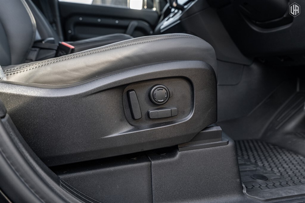 Used Land Rover Defender 110 2026 for sale - 77910085: Photo 40