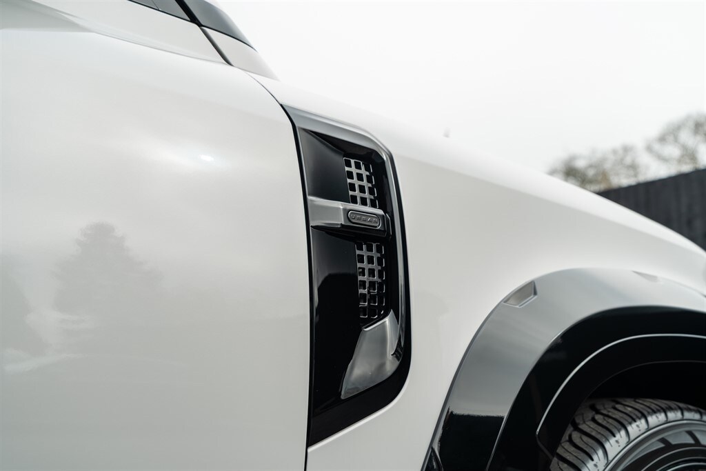 Used Land Rover Defender 110 2026 for sale - 77910090: Photo 15