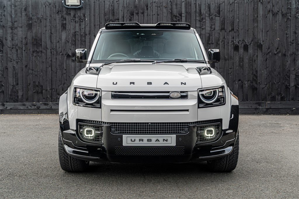 Used Land Rover Defender 110 2026 for sale - 77910090: Photo 2