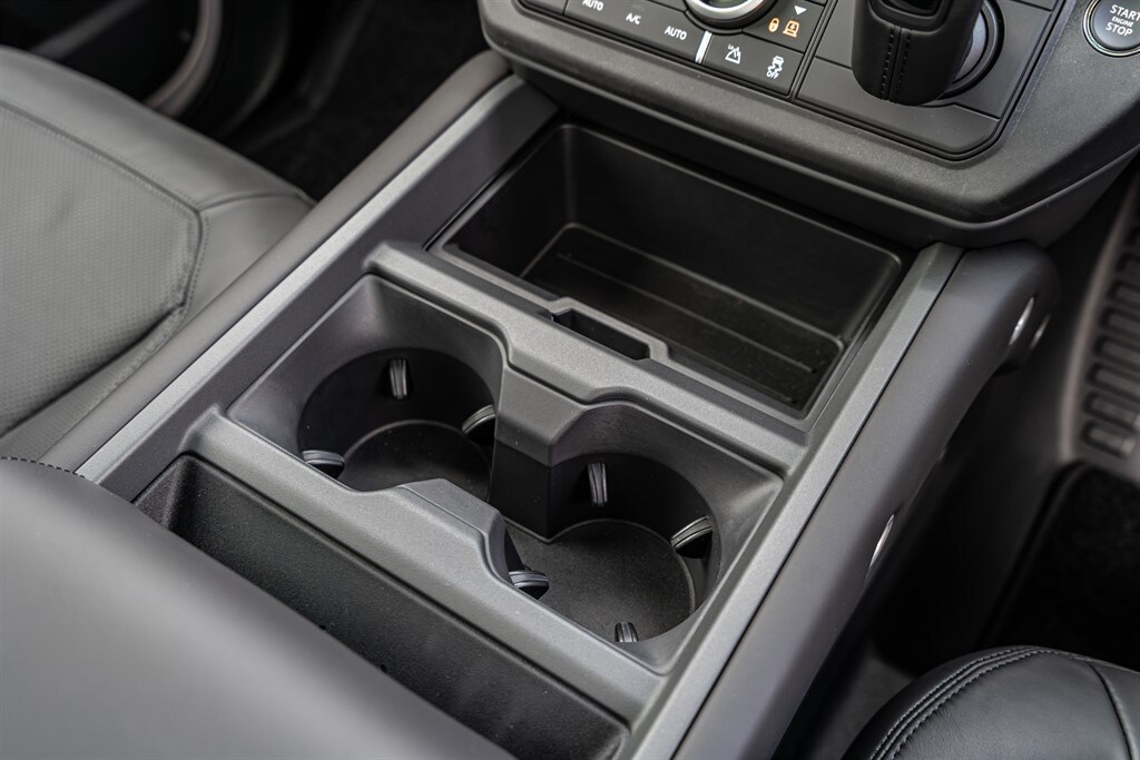 Used Land Rover Defender 110 2026 for sale - 77910090: Photo 33