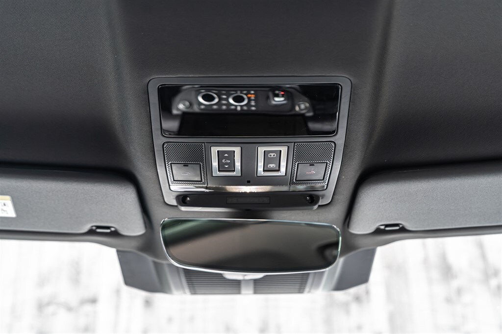 Used Land Rover Defender 110 2026 for sale - 77910090: Photo 35