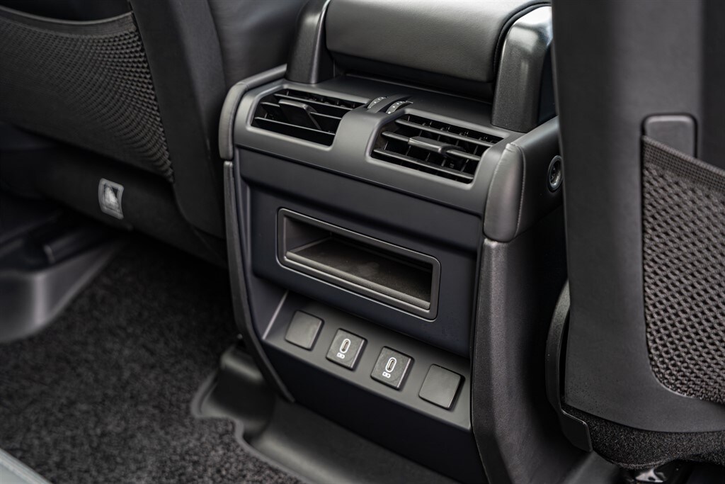 Used Land Rover Defender 110 2026 for sale - 77910090: Photo 36