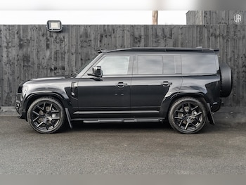 Used Land Rover Defender 110 2025 for sale - 77910113: Photo