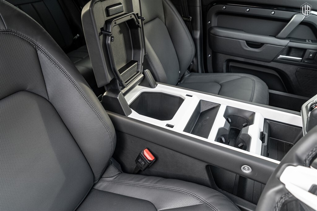 Used Land Rover Defender 110 2025 for sale - 77910113: Photo 42