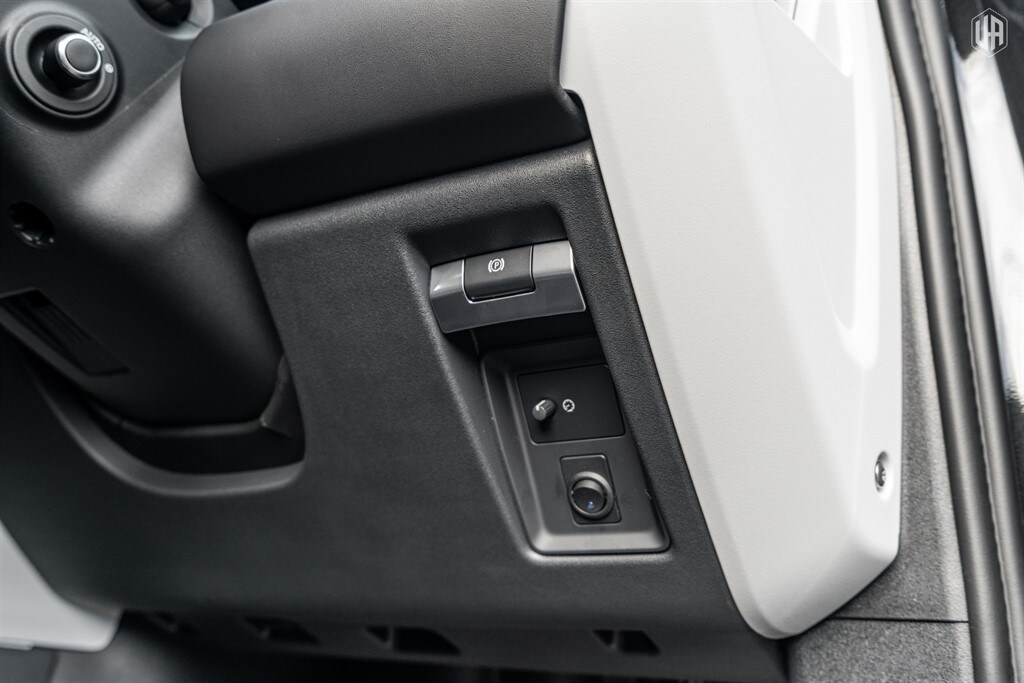 Used Land Rover Defender 110 2025 for sale - 77910113: Photo 58