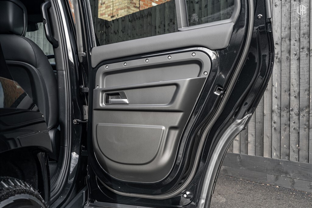 Used Land Rover Defender 110 2025 for sale - 77910113: Photo 60