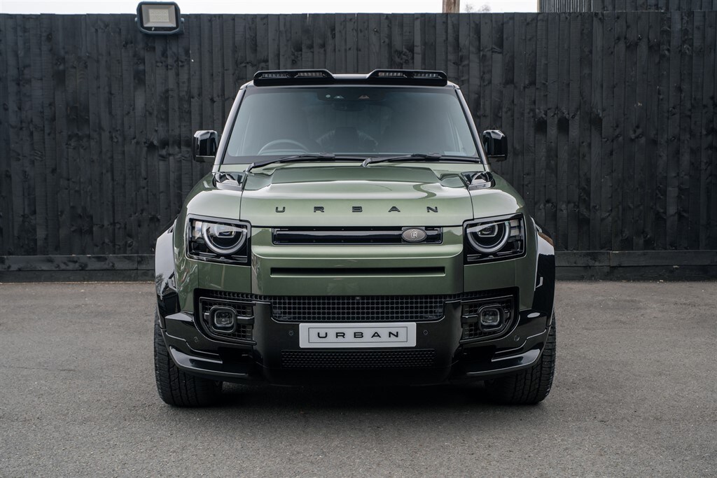 Used Land Rover Defender 110 2026 for sale - 77910081: Photo 2