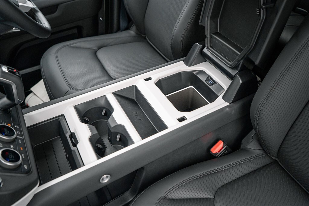 Used Land Rover Defender 110 2026 for sale - 77910081: Photo 26