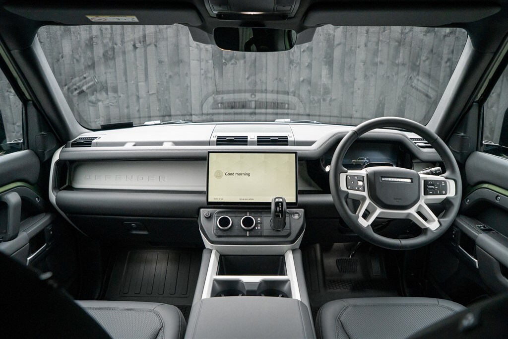 Used Land Rover Defender 110 2026 for sale - 77910081: Photo 7