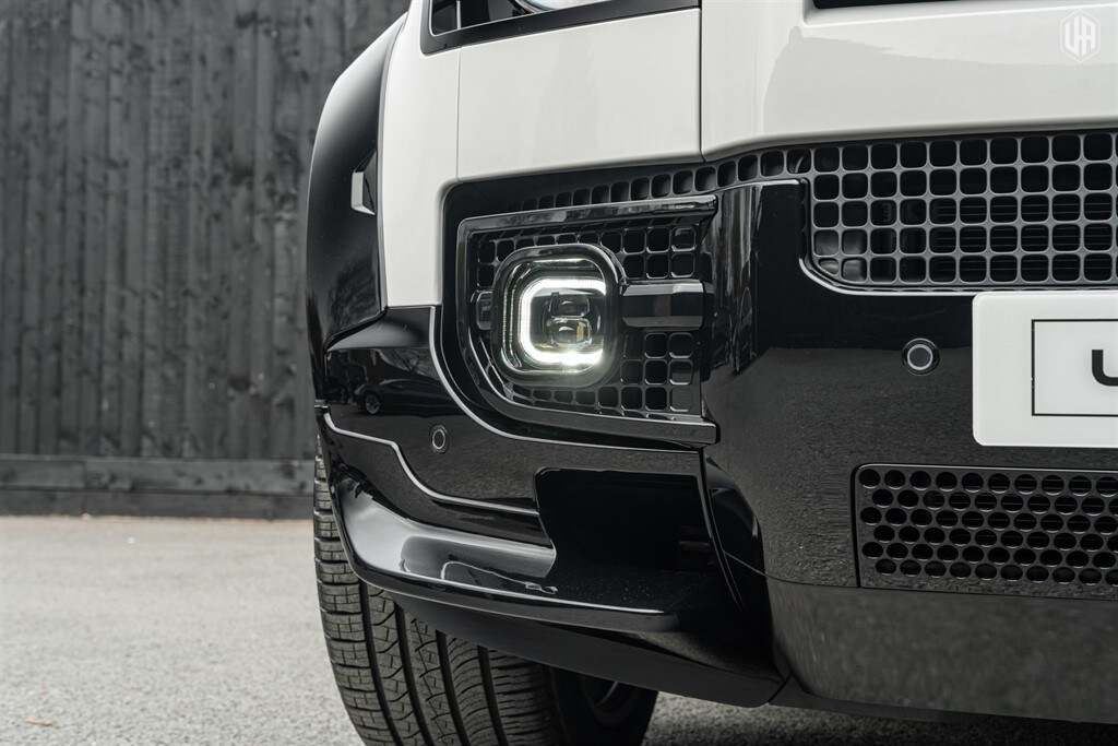 Used Land Rover Defender 110 2026 for sale - 77971957: Photo 14