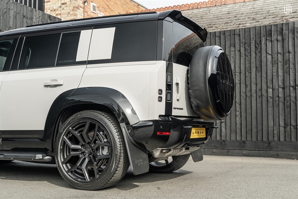 Used Land Rover Defender 110 2026 for sale - 77971957: Photo 24