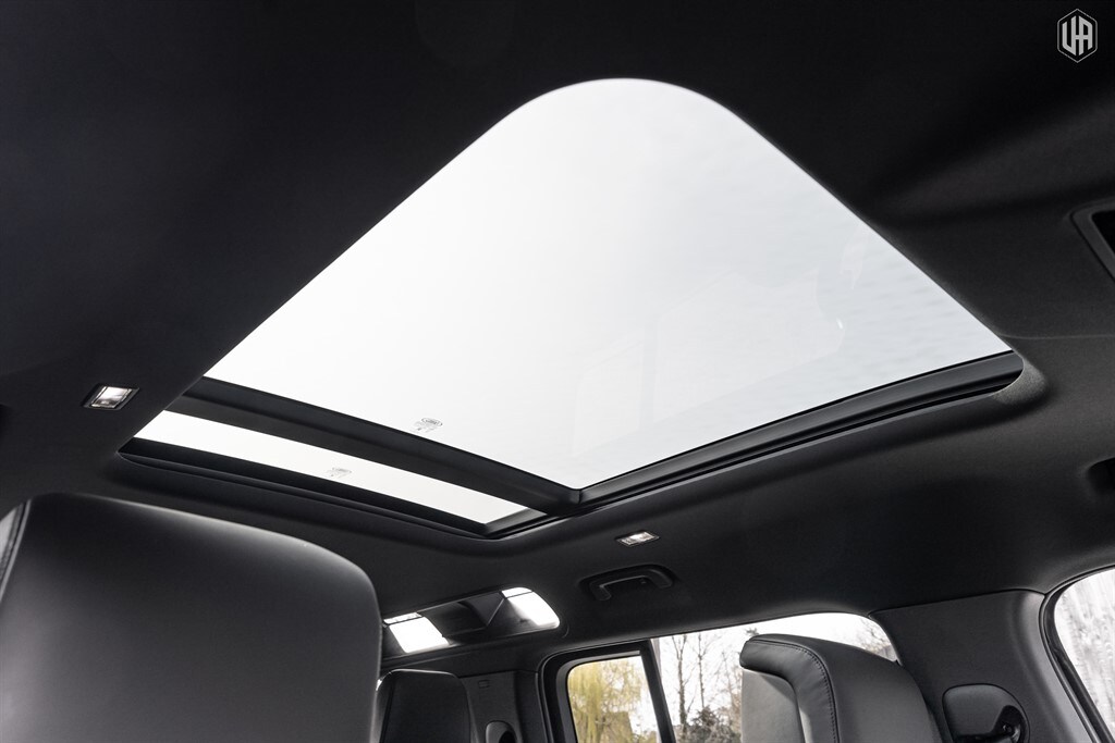 Used Land Rover Defender 110 2026 for sale - 77971957: Photo 36