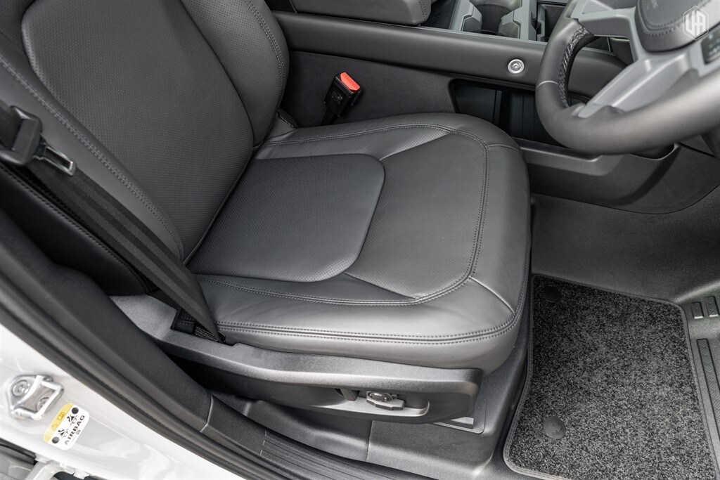 Used Land Rover Defender 110 2026 for sale - 77971957: Photo 39