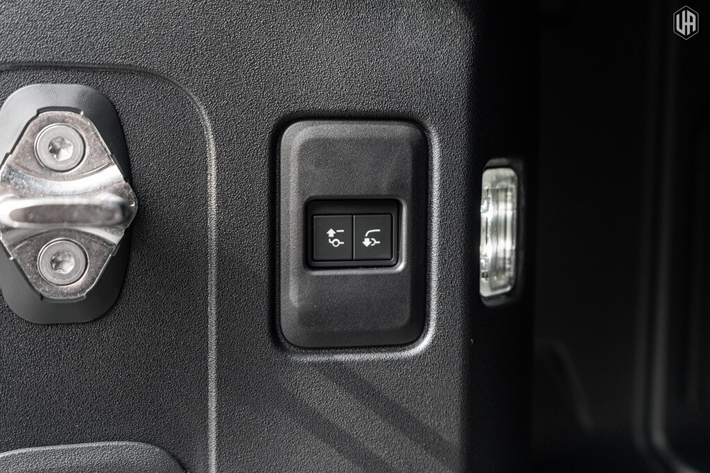 Used Land Rover Defender 110 2026 for sale - 77971957: Photo 66