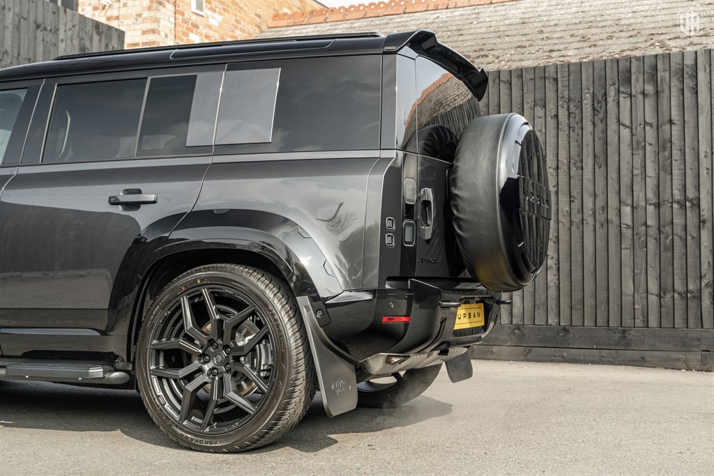 Used Land Rover Defender 110 2026 for sale - 77988856: Photo 24