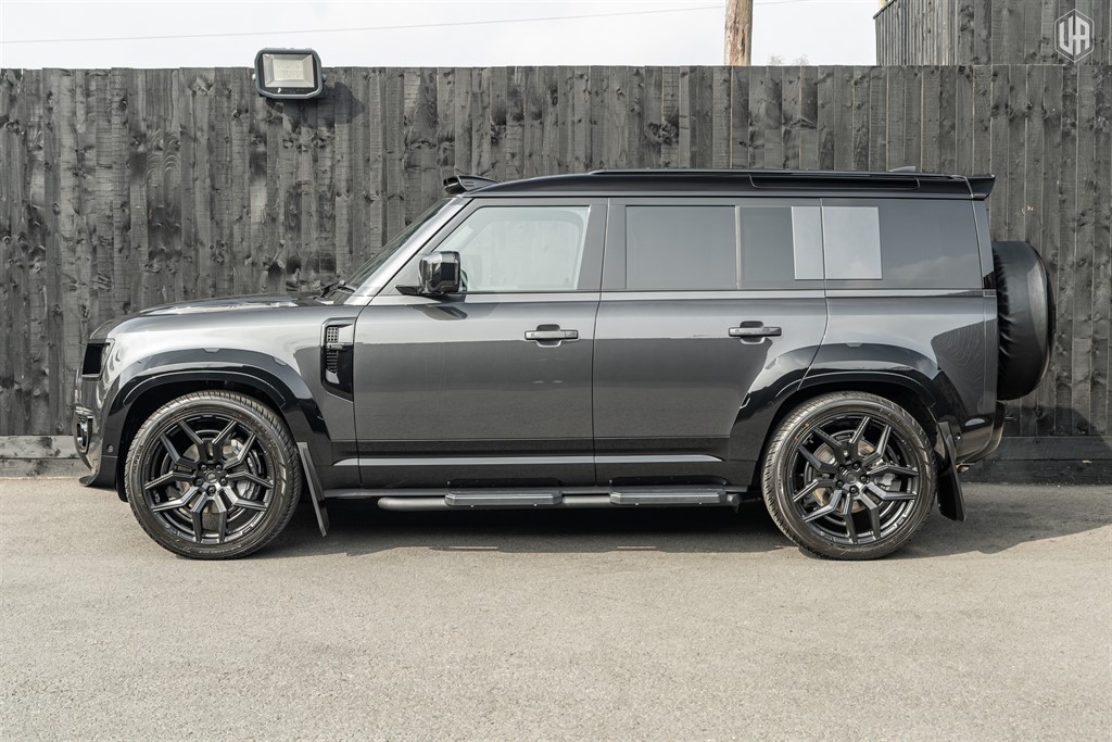 Used Land Rover Defender 110 2026 for sale - 77988856: Photo 3