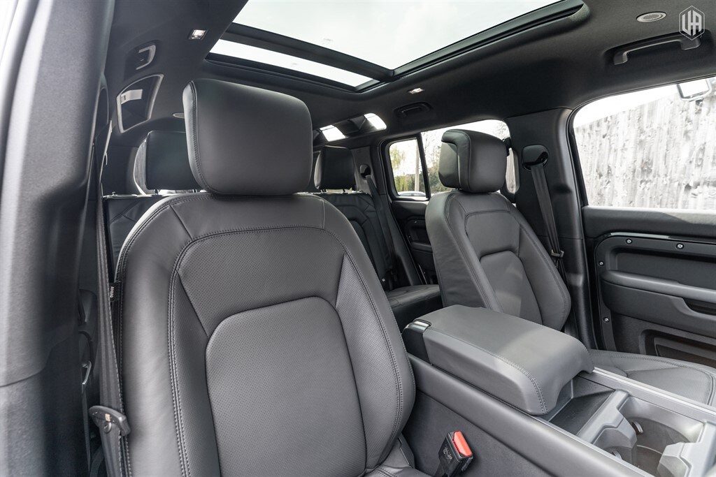 Used Land Rover Defender 110 2026 for sale - 77988856: Photo 37