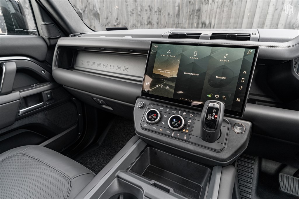 Used Land Rover Defender 110 2026 for sale - 77988856: Photo 48