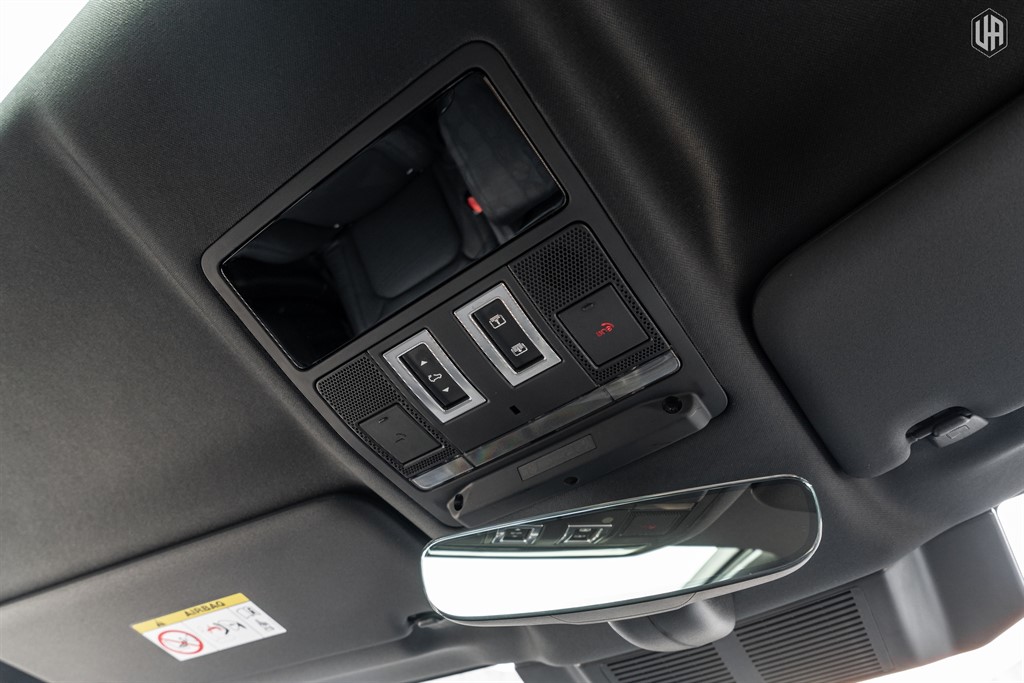 Used Land Rover Defender 110 2026 for sale - 77988856: Photo 59