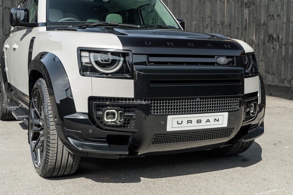 Used Land Rover Defender 110 2026 for sale - 78212168: Photo 10