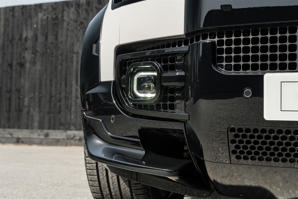 Used Land Rover Defender 110 2026 for sale - 78212168: Photo 13