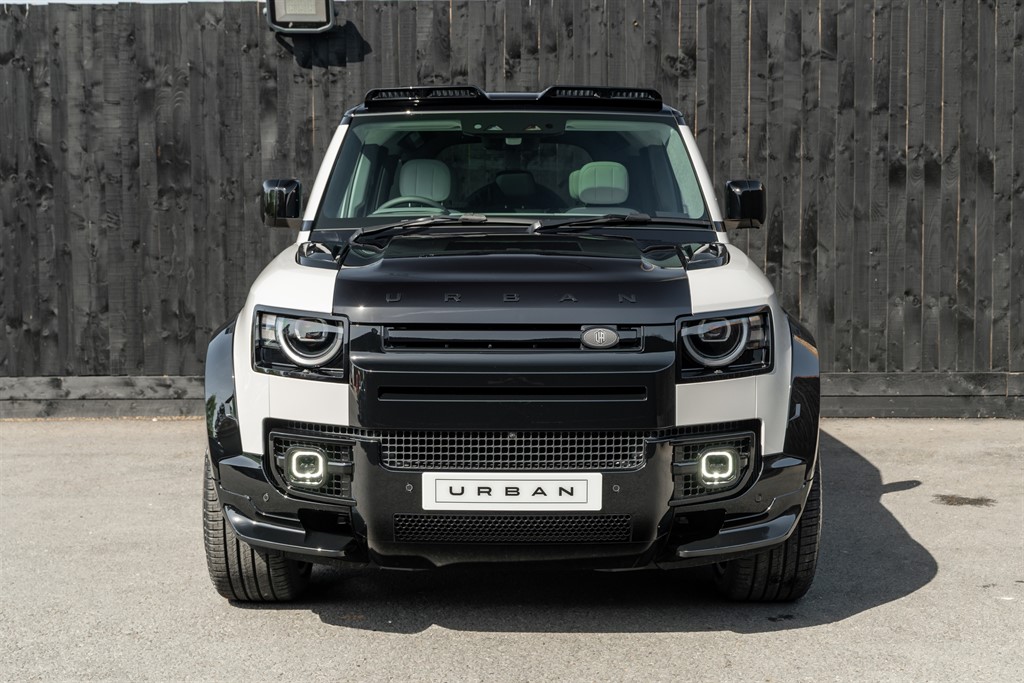 Used Land Rover Defender 110 2026 for sale - 78212168: Photo 2