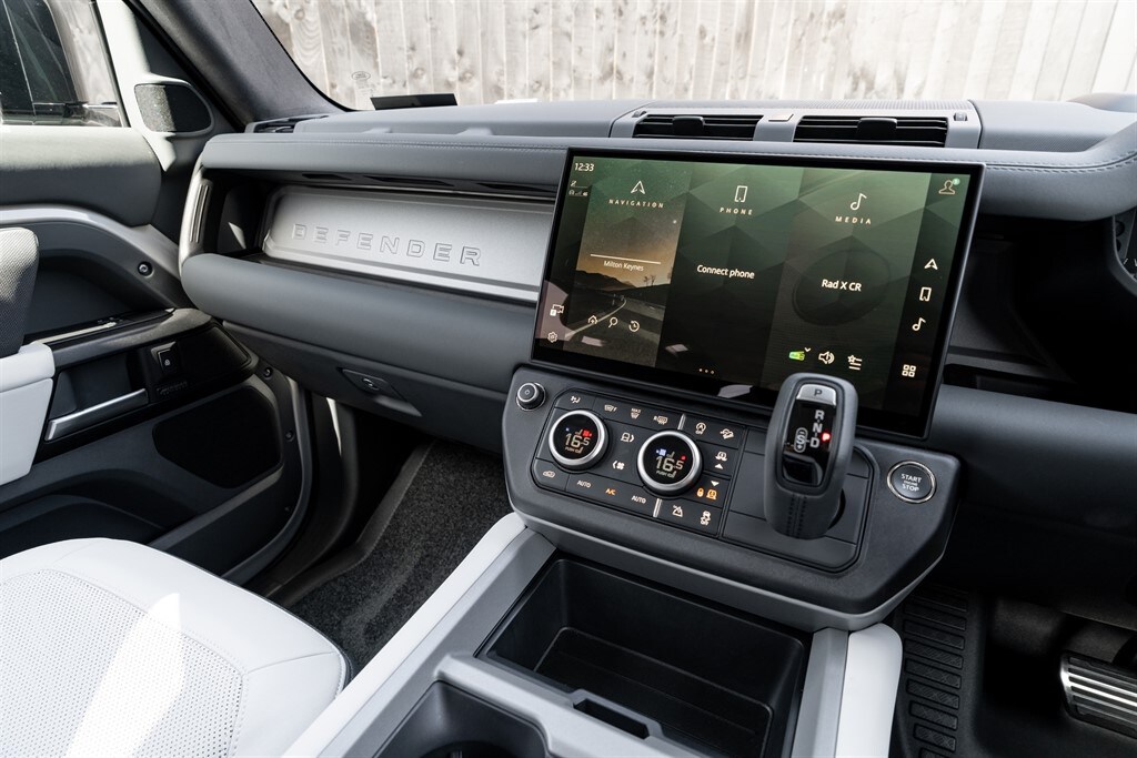 Used Land Rover Defender 110 2026 for sale - 78212168: Photo 49