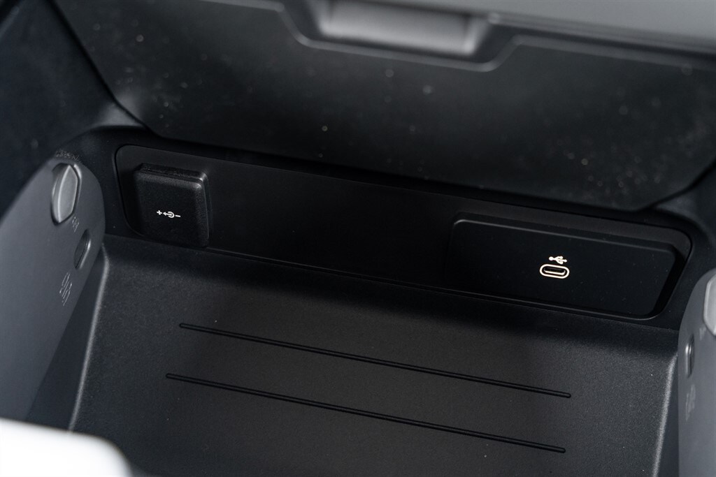 Used Land Rover Defender 110 2026 for sale - 78212168: Photo 58