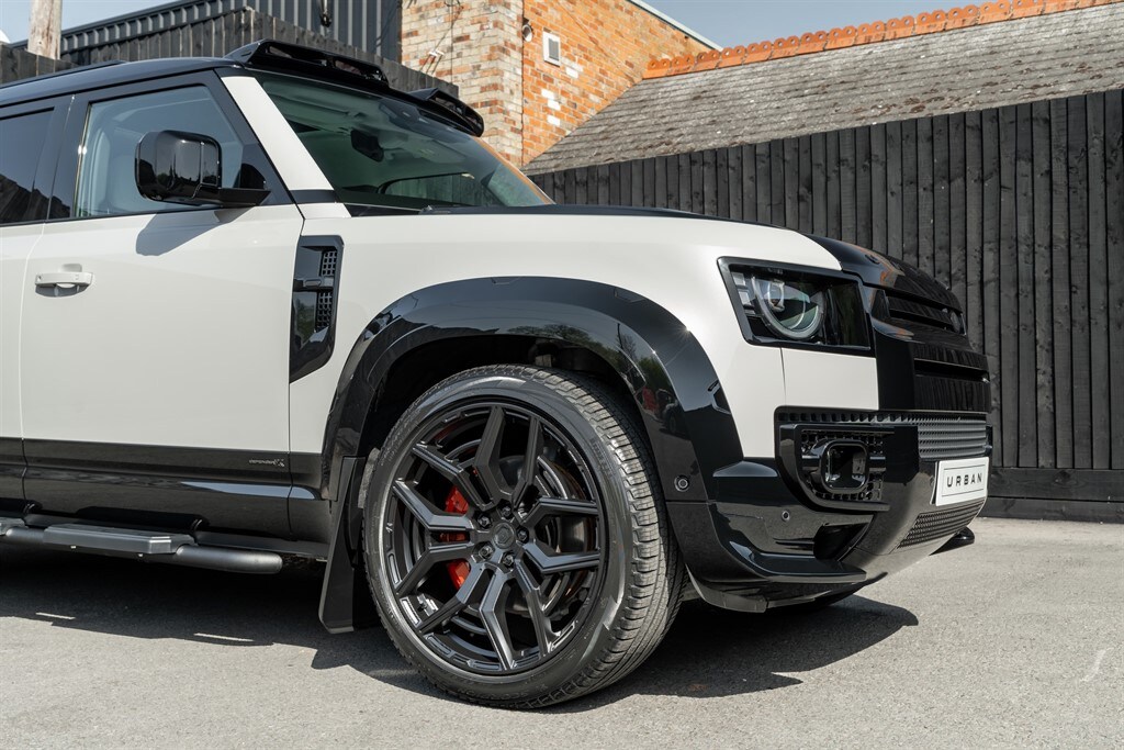 Used Land Rover Defender 110 2026 for sale - 78212168: Photo 9