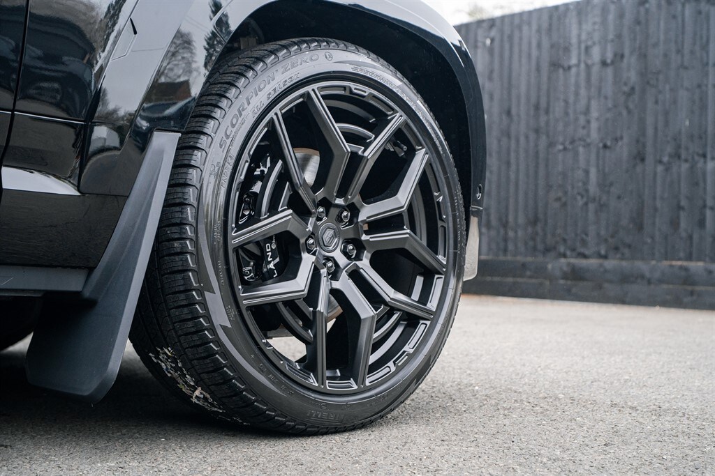 Used Land Rover Defender 90 2026 for sale - 77910116: Photo 6